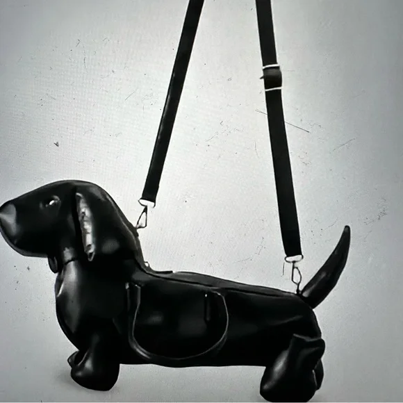 Black Dog-Shaped Crossbody Bag - Picture 4 of 12